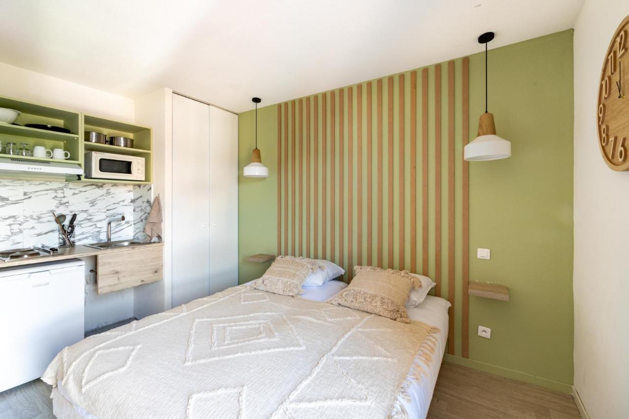 Les Cocons De Lourdes Apartment Exterior photo
